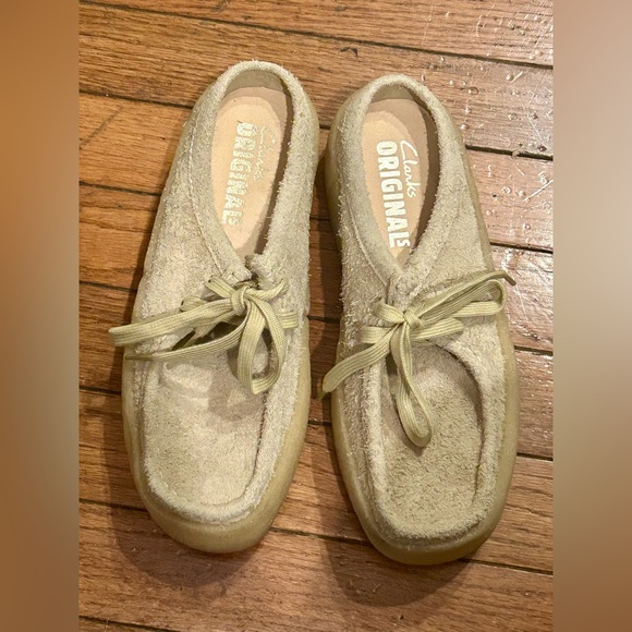 Clarks Cup Lo Wallabees NWT size 6 1/2 - Picture 1 of 10